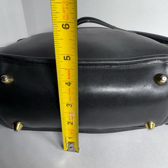 Vintage Y2K Coach Legacy Zip 9966 Black Cow Hide Leather Crossbody Shoulder Bag - Picture 8 of 16